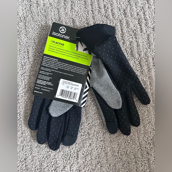 Isotoner Active Gloves with touchscreen technology- New With Tags - Picture 3 of 6
